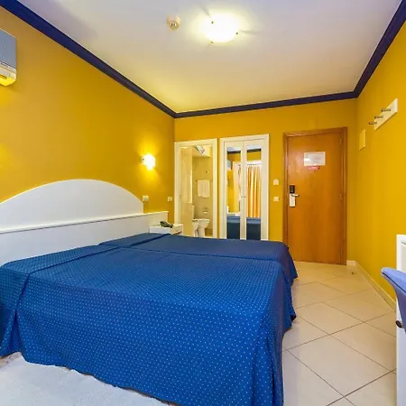 Hotell Atismar Quarteira