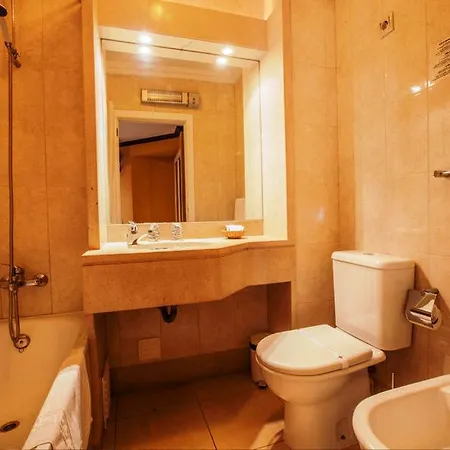 Hotel Atismar 3*