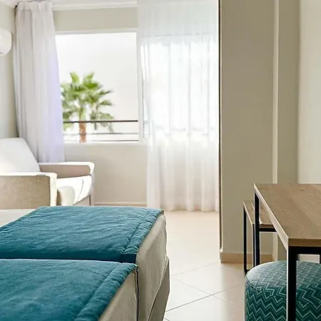 Hotel Atismar 3*
