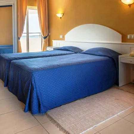 Hotel Atismar 3*
