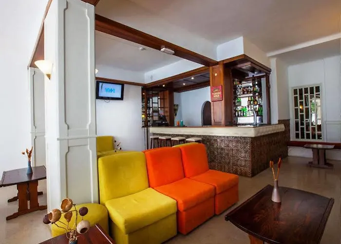 Otel Atismar Quarteira